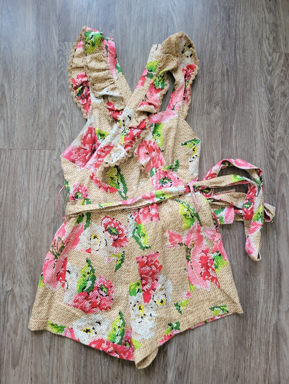 NWT Farm Rio Romper Woven Floral Crossed Back Frilled 100% Linen Multi Boho MD - Picture 9 of 16